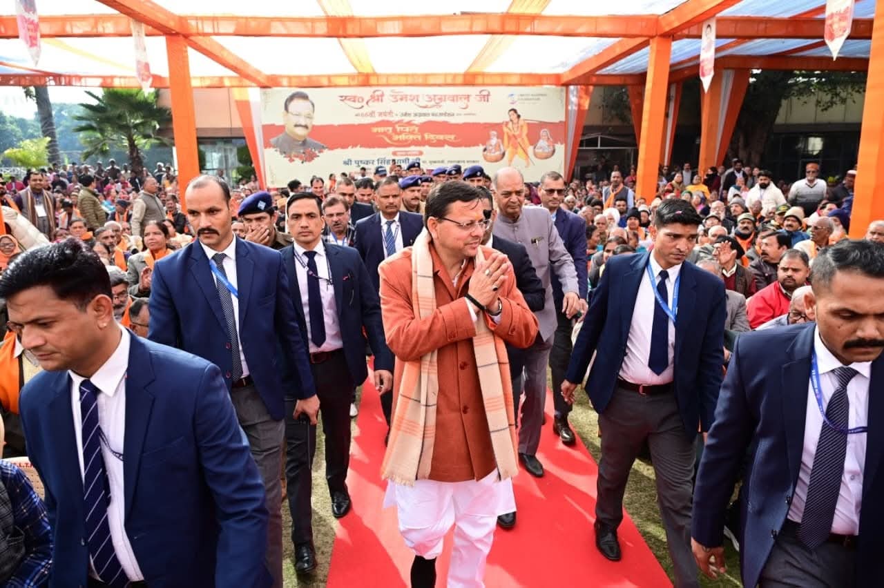 मुख्यमंत्री श्री पुष्कर सिंह धामी ने आज स्वर्गीय उमेश अग्रवाल की 66वीं जयन्ती के अवसर पर आयोजित मातृ-पितृ भक्ति दिवस कार्यक्रम में प्रतिभाग किया।