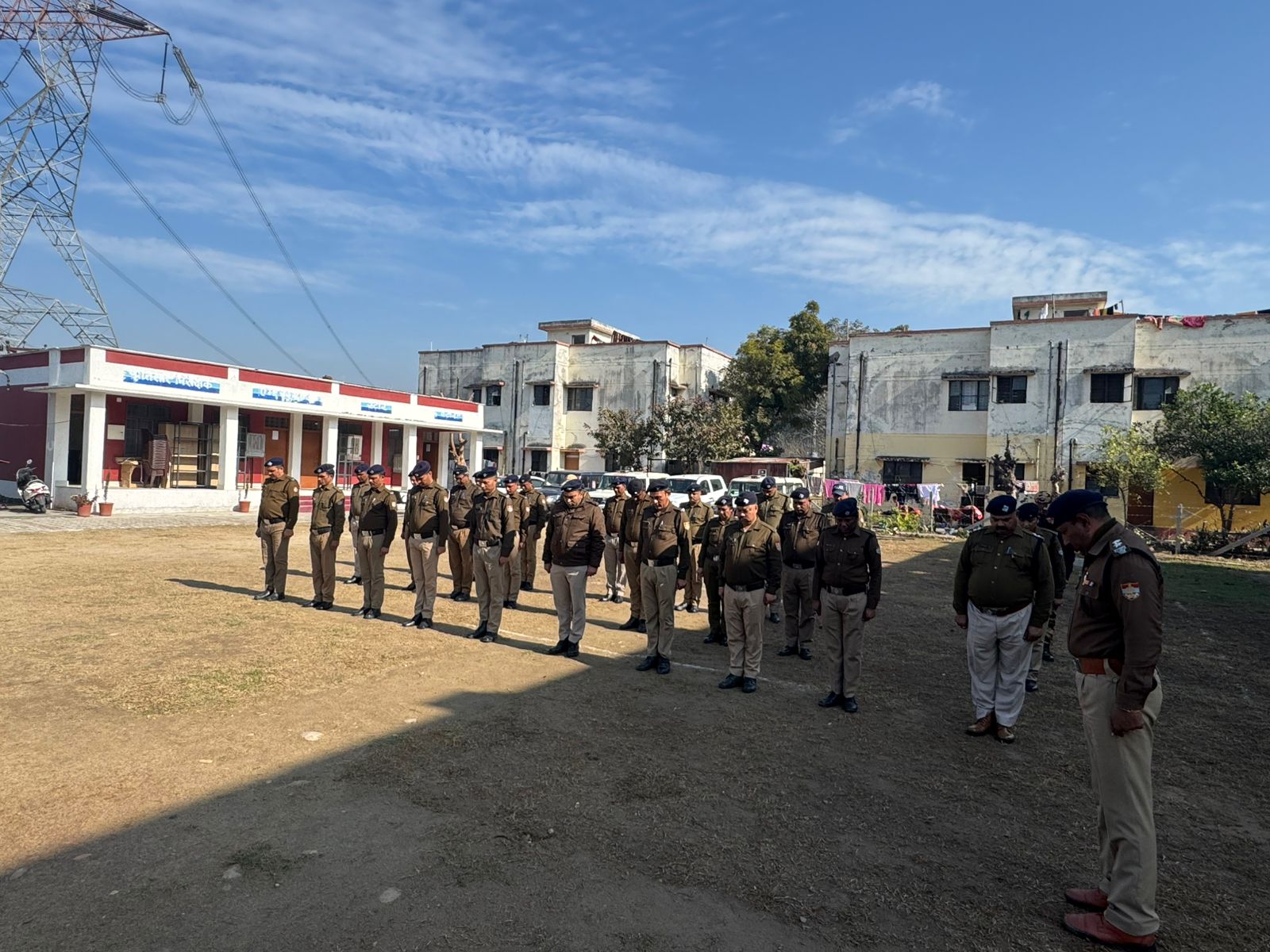 अमर शहीदों की स्मृति में जीआरपी पुलिस ने किया नमन, दो मिनट का मौन रखकर  अमर शहीदों को दी गई श्रद्धांजलि