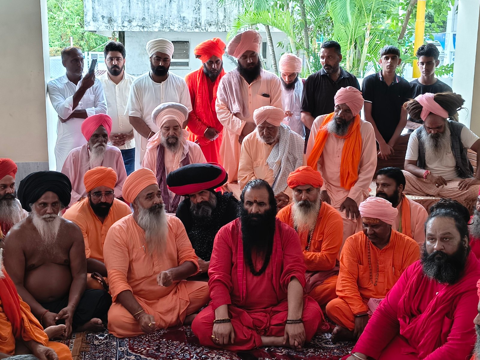 बड़ा उदासीन अखाड़ा विवाद: पंजाब के संतों ने रखी पीड़ा, रविंद्र पुरी बोले—किसी संत के साथ नहीं होगा अन्याय